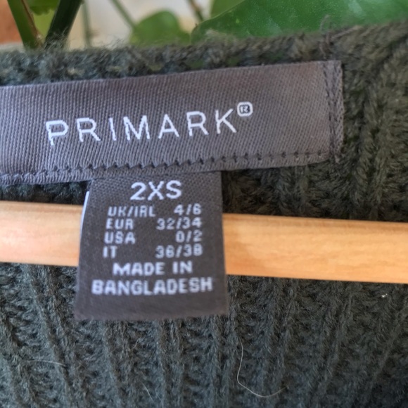 Olive sweater - Picture 2 of 3